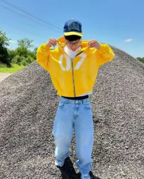 07 Zip Up